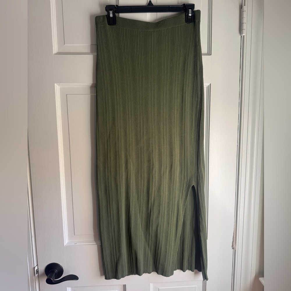 Rachel Zoe Forest Green Ribbed Maxi Skirt